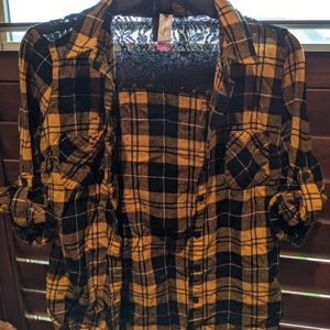 No Boundaries Yellow Plaid Top